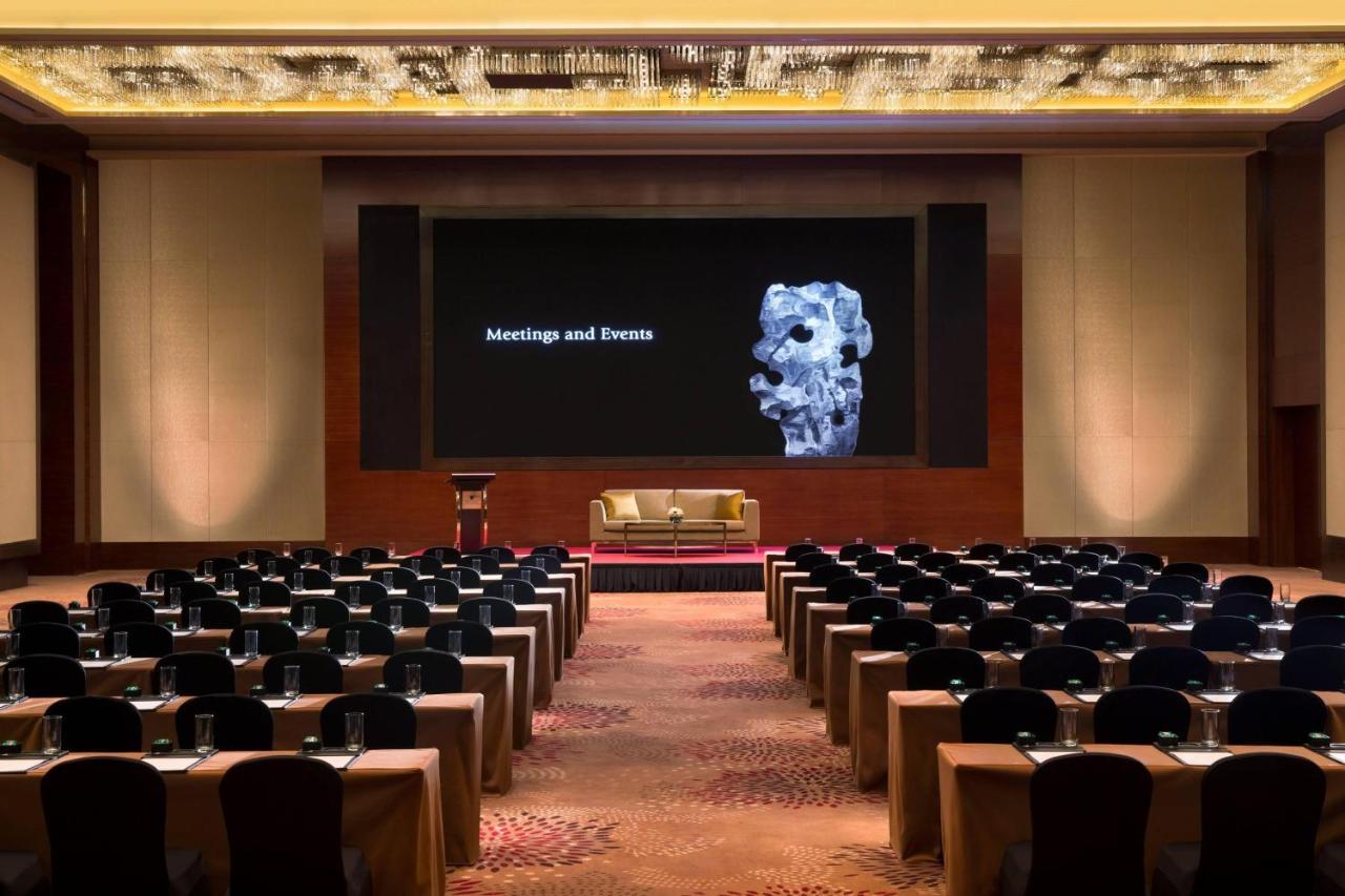 Jw Marriott Hotel 5*